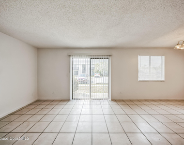 451 Mercury Avenue Se - Photo Thumbnail 6