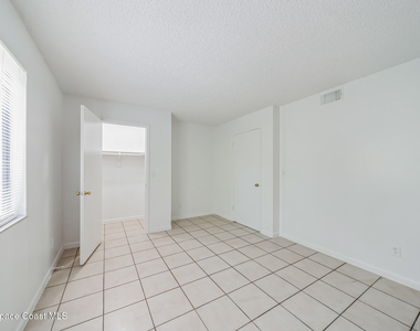 451 Mercury Avenue Se - Photo Thumbnail 10