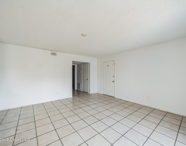 451 Mercury Avenue Se - Photo Thumbnail 14