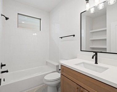 7807 Amelia Road - Photo Thumbnail 17