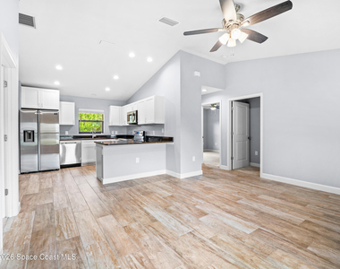 1677 Lizette Street Se - Photo Thumbnail 9
