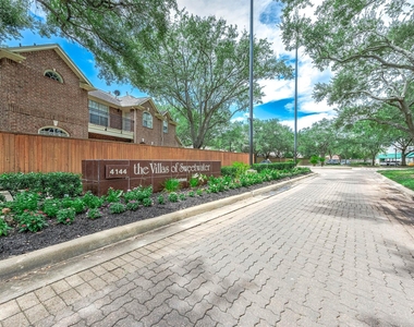 4144 Greystone Way - Photo Thumbnail 28