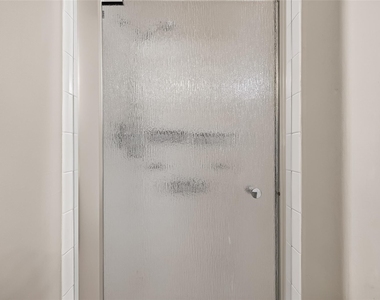 12110 Laurel Court - Photo Thumbnail 35