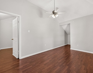 12110 Laurel Court - Photo Thumbnail 43