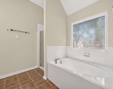 12110 Laurel Court - Photo Thumbnail 33