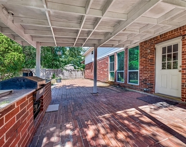 12110 Laurel Court - Photo Thumbnail 45