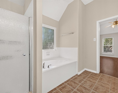 12110 Laurel Court - Photo Thumbnail 34