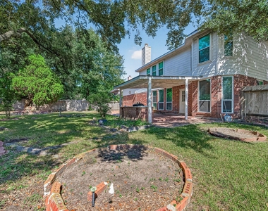 12110 Laurel Court - Photo Thumbnail 48