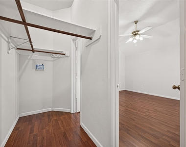 12110 Laurel Court - Photo Thumbnail 37