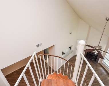4144 Greystone Way - Photo Thumbnail 22
