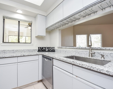 4144 Greystone Way - Photo Thumbnail 18