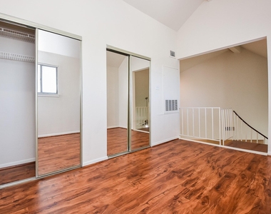 4144 Greystone Way - Photo Thumbnail 21