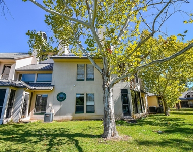 4144 Greystone Way - Photo Thumbnail 25