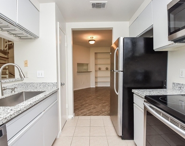 4144 Greystone Way - Photo Thumbnail 2
