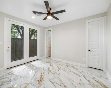 2863 Decker Place - Photo Thumbnail 2