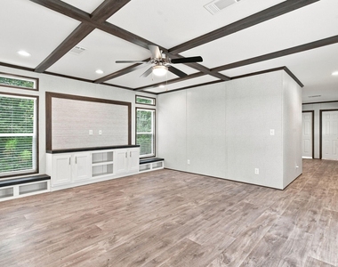 14010 Lewis Lane - Photo Thumbnail 12
