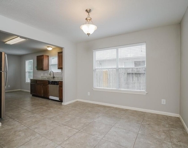 2823 Cypress Island Drive - Photo Thumbnail 5