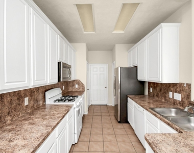 139 Benedict Canyon Loop - Photo Thumbnail 6