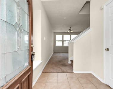 139 Benedict Canyon Loop - Photo Thumbnail 2