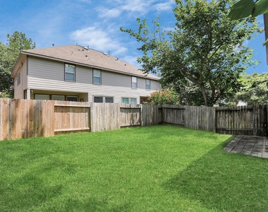 139 Benedict Canyon Loop - Photo Thumbnail 18