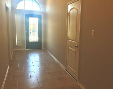 23826 Via Viale Drive - Photo Thumbnail 2