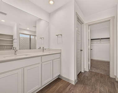 1702 Mountain Echo Drive - Photo Thumbnail 26