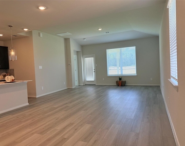 14032 Granger Pointe Lane - Photo Thumbnail 16