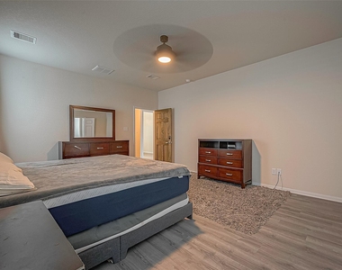3235 Quarry Place Lane - Photo Thumbnail 20
