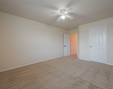 3235 Quarry Place Lane - Photo Thumbnail 37