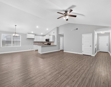 413 Aurora Creek Lane - Photo Thumbnail 3