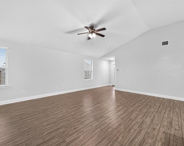 413 Aurora Creek Lane - Photo Thumbnail 4