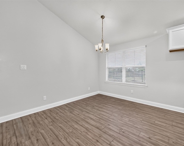 413 Aurora Creek Lane - Photo Thumbnail 9