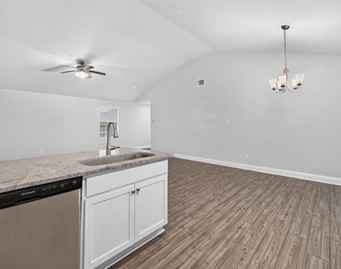 413 Aurora Creek Lane - Photo Thumbnail 15