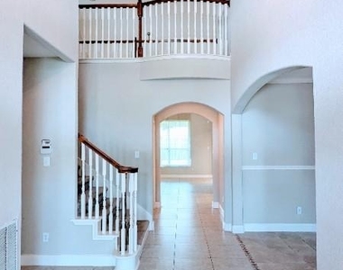 20909 Springport Court - Photo Thumbnail 4