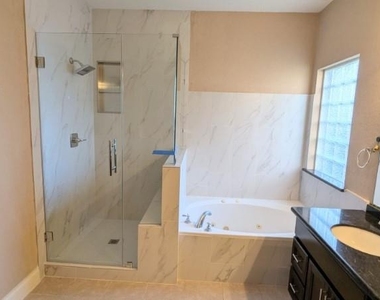 20909 Springport Court - Photo Thumbnail 16