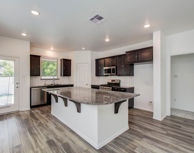 3730 Bach Street - Photo Thumbnail 11