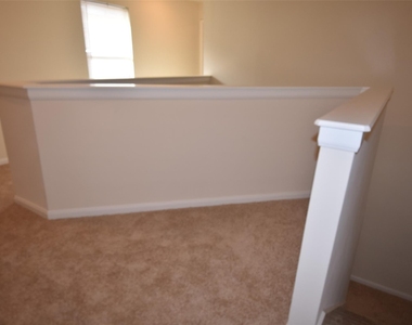 10069 Sharpton Drive - Photo Thumbnail 11