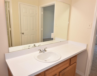 10069 Sharpton Drive - Photo Thumbnail 20