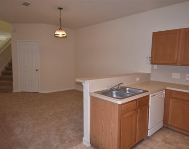 10069 Sharpton Drive - Photo Thumbnail 4