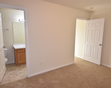 10069 Sharpton Drive - Photo Thumbnail 8