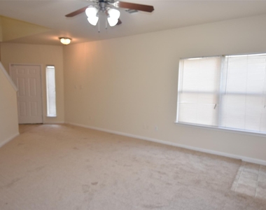 10069 Sharpton Drive - Photo Thumbnail 6
