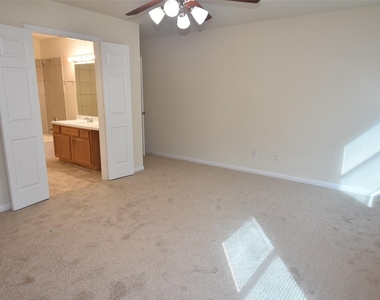 10069 Sharpton Drive - Photo Thumbnail 10