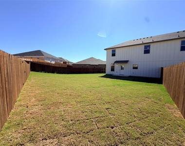 512 Adley Avenue - Photo Thumbnail 10
