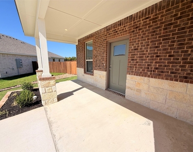 512 Adley Avenue - Photo Thumbnail 14