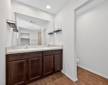 16600 Lonely Pines Drive - Photo Thumbnail 23