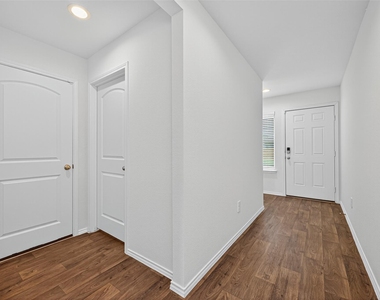 16600 Lonely Pines Drive - Photo Thumbnail 4