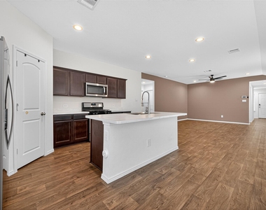 16600 Lonely Pines Drive - Photo Thumbnail 14