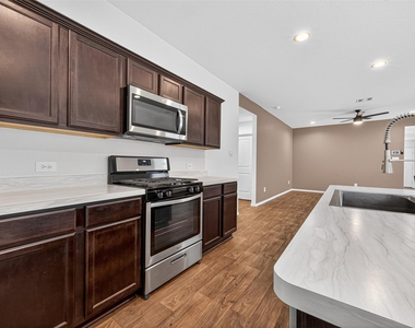 16600 Lonely Pines Drive - Photo Thumbnail 12