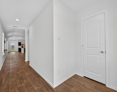16600 Lonely Pines Drive - Photo Thumbnail 3