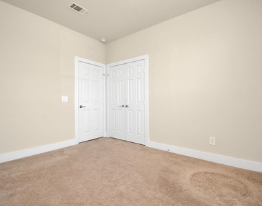 1722 Summerlyn Terrace Drive - Photo Thumbnail 20